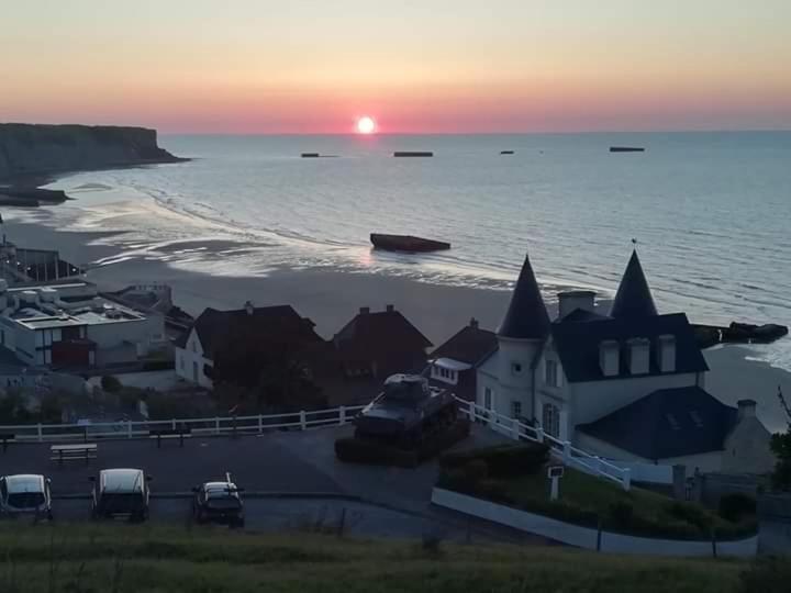 Le Neptune Arromanches-les-Bains Dış mekan fotoğraf